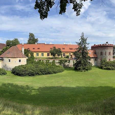 Apartmany Supina Тршебонь Экстерьер фото