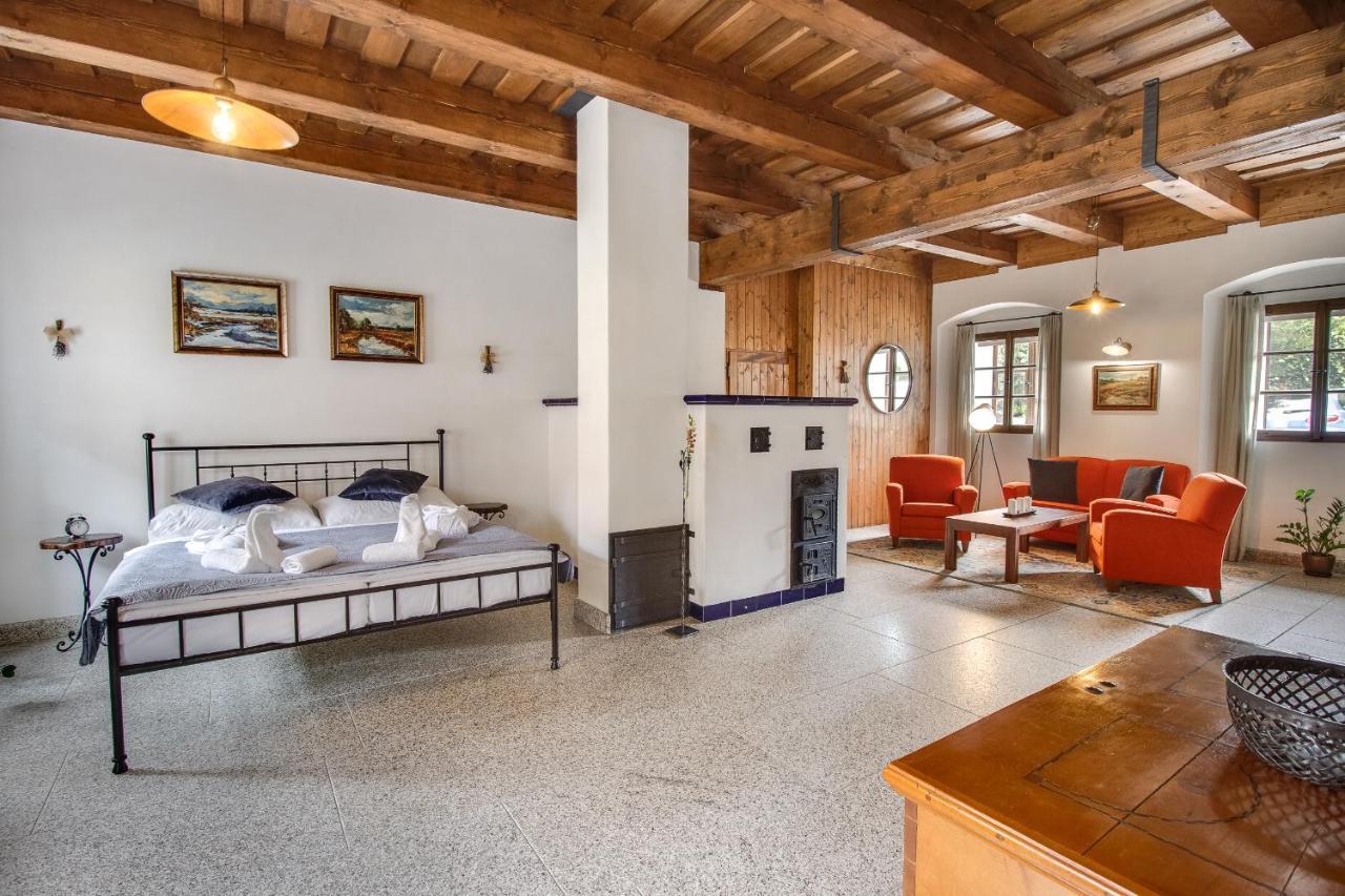 Apartmany Supina Тршебонь Экстерьер фото