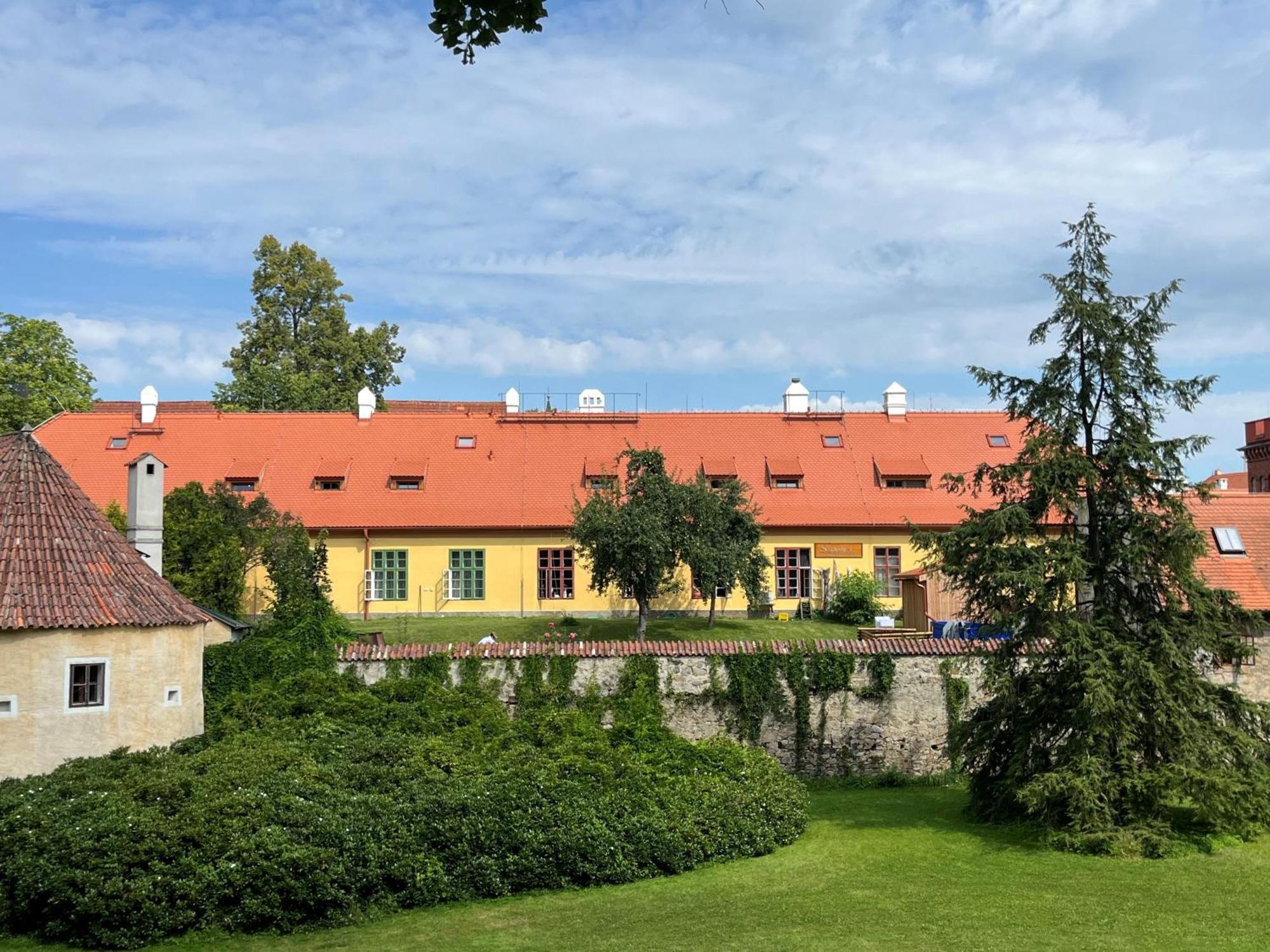 Apartmany Supina Тршебонь Экстерьер фото